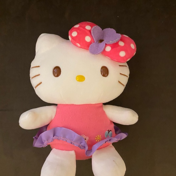 Hello Kitty plush - Picture 2 of 4